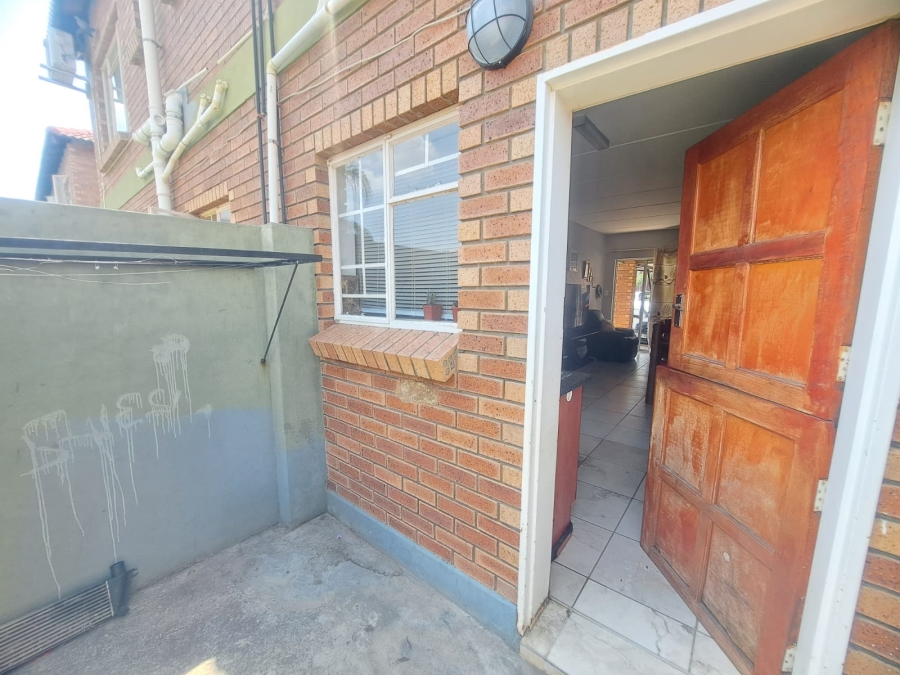 3 Bedroom Property for Sale in Waterval East North West